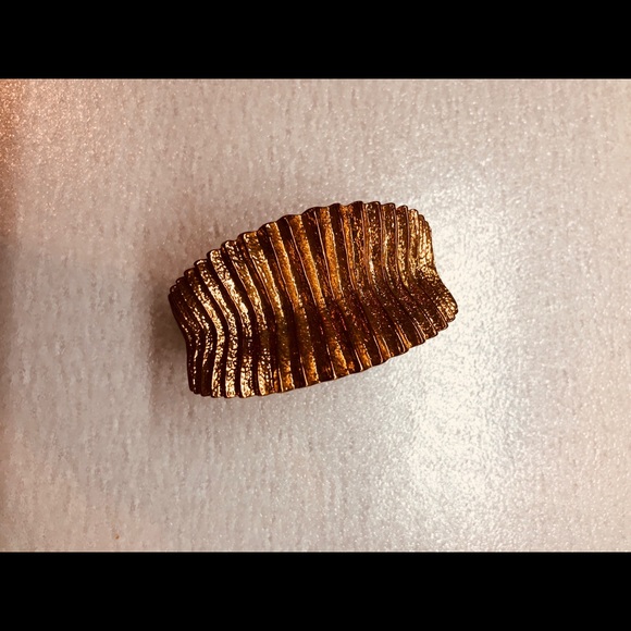 Gold cuff - Picture 2 of 6